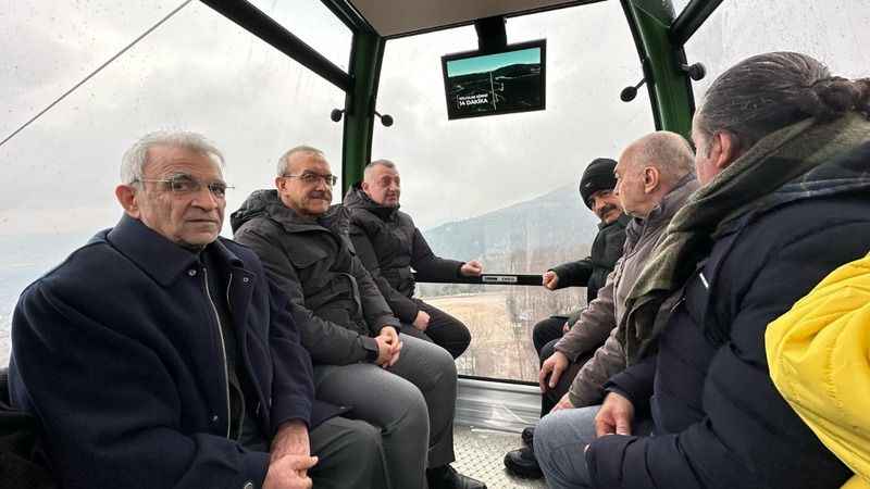 Teleferikte ilk sürüş: 'Gururlu ve mutluyum'