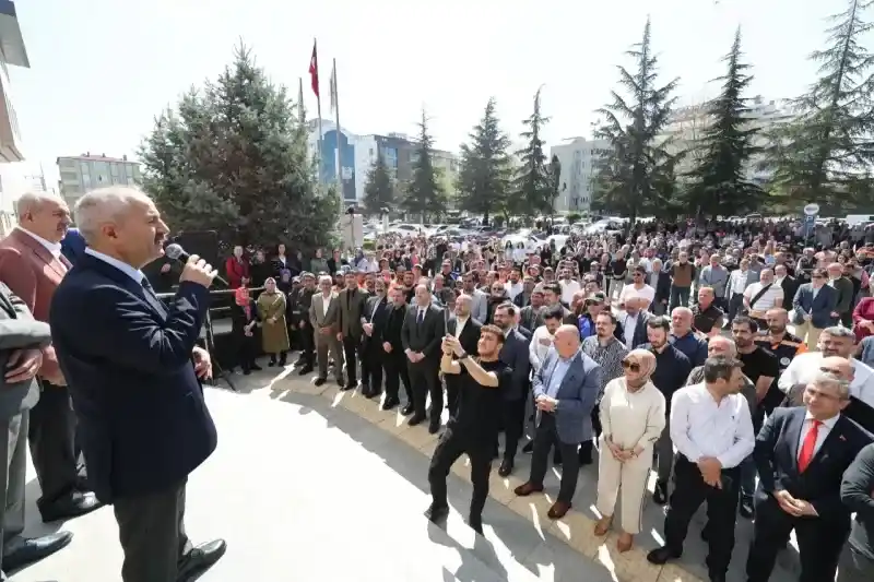 Başkan Büyükgöz, mazbatasını aldı